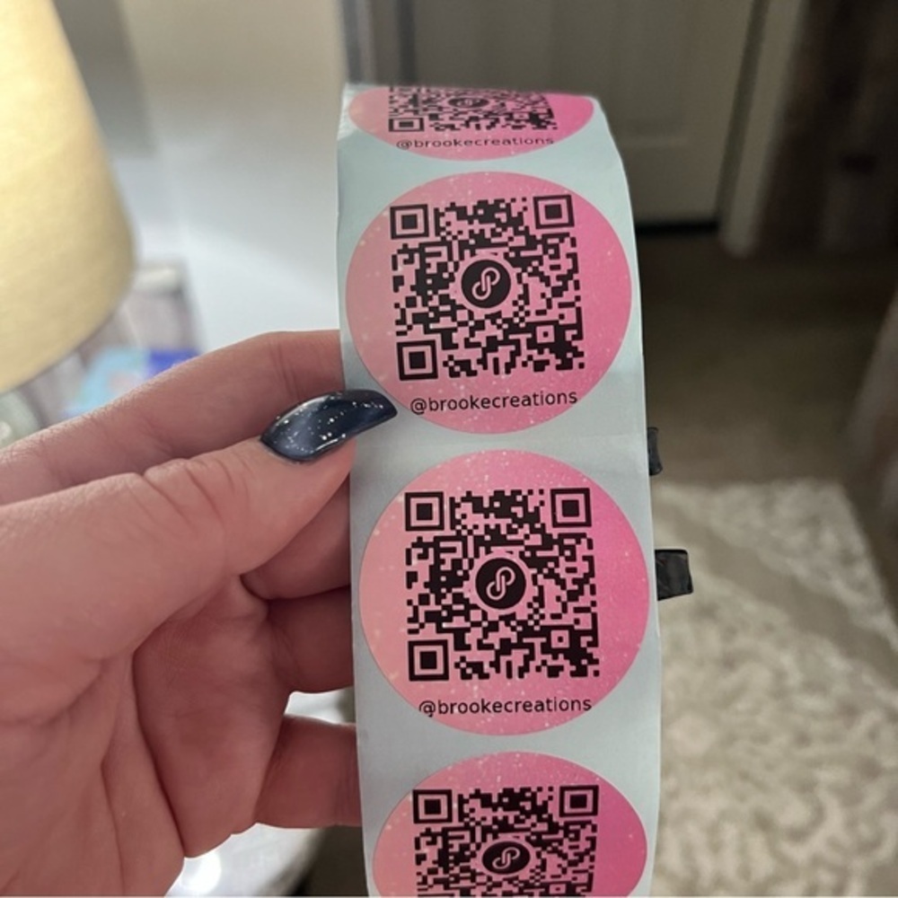 Pink Custom QR Code Stickers 200 roll